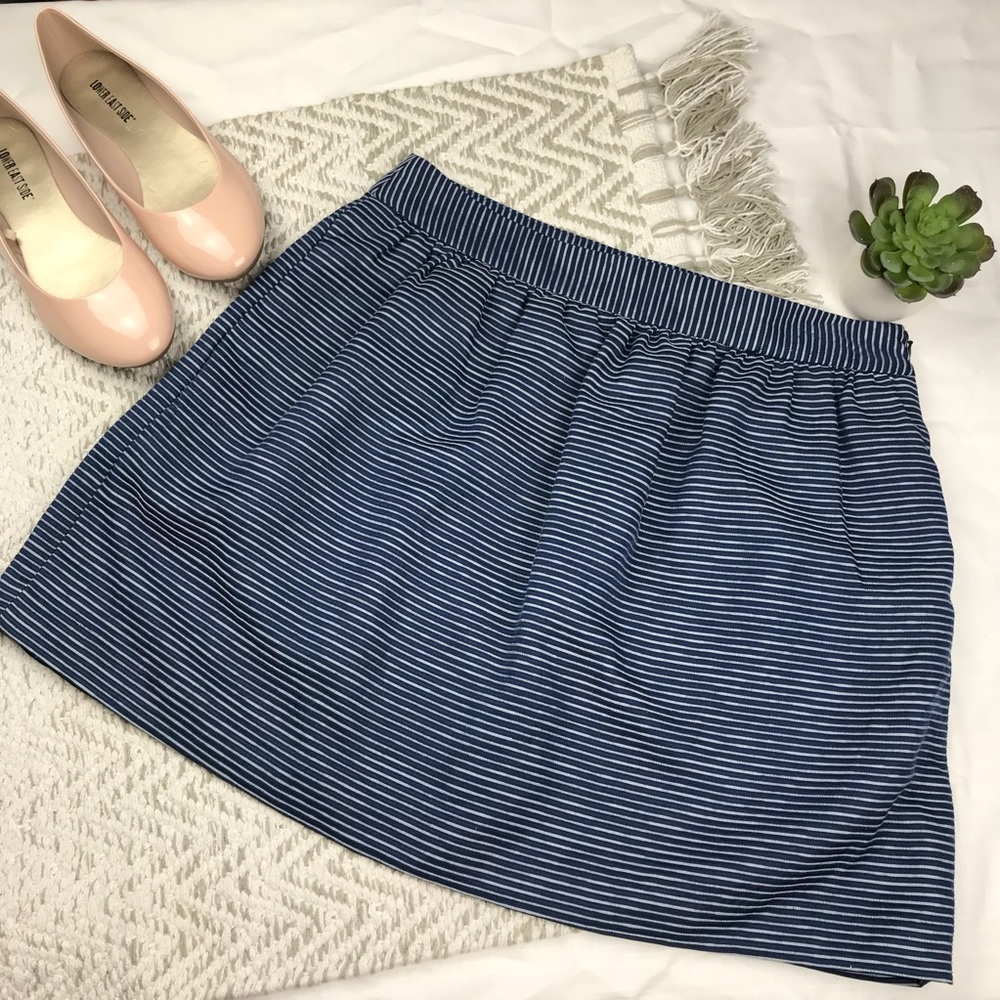 Banana Republic Striped Pleated Skirt Textured